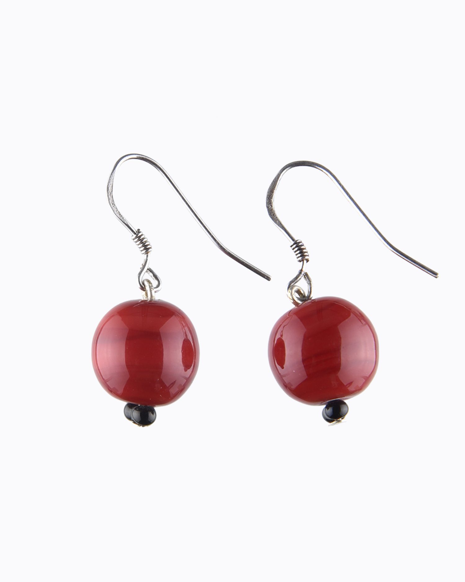 Boucles d&rsquo;oreille « Cerise » petites perles rondes en Cristal de Murano Rouge