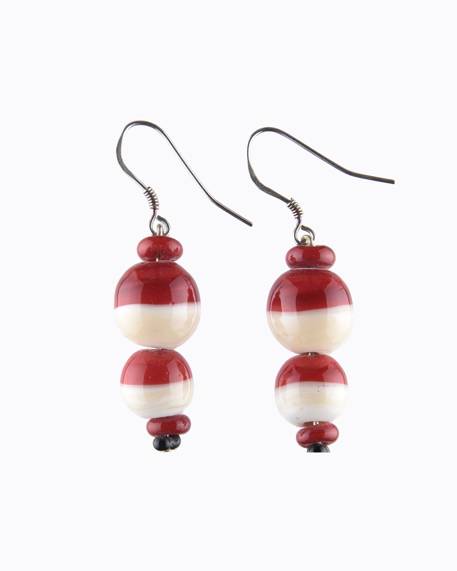 Boucles d&rsquo;oreille perles rondes en Cristal de Murano Bicolore couleur Ivoire et Rouge