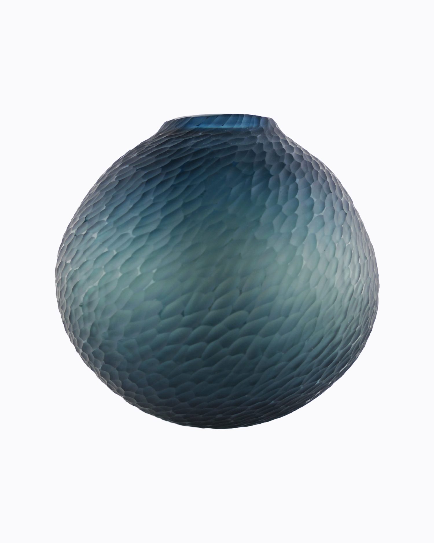 Translucide, Vase en verre soufflé bouche, formé à main levée Bleu Océan, Effet écaille satiné